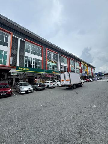 Shoplot/ Kulai/ Empire Square/ 3 Storey Shop lot 1