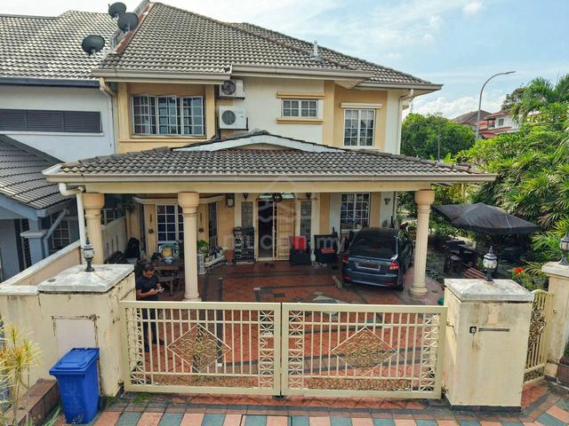 RARE UNIT|CANTIK! Corner Lot Double Storey Terrace Seksyen 9 Shah Alam 1