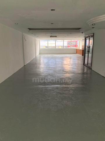 3 Sty Shop (1800sf) Seksyen 9 St Rosyam Mart Shah Alam 1