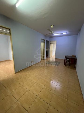 Mentari Court for rent 1