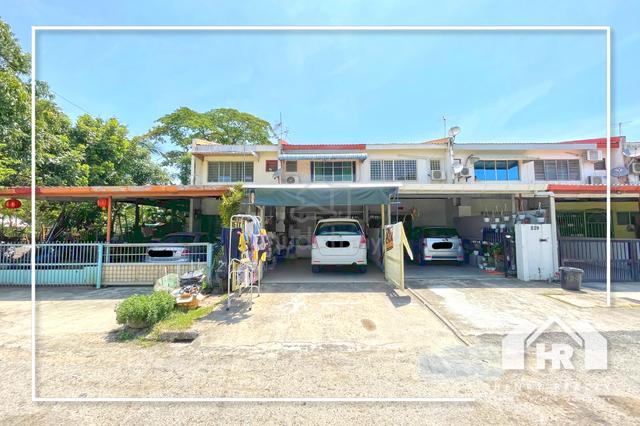Taman Wijaya Park 2 Storey Terrace House | Menggatal, Inanam 1