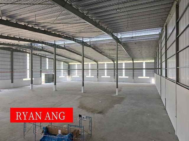 1.5 Storey Warehouse For Rent At Bukit Minyak Industrial Area 1