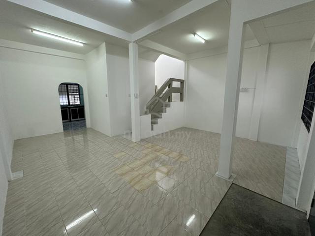 Desa Ilmu, Kota Samarahan Double Storey Intermediate Terrace House 3