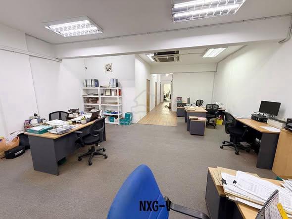 Taman Chi Liung 4 Storey Shop Office Good Condition Prime Location 1