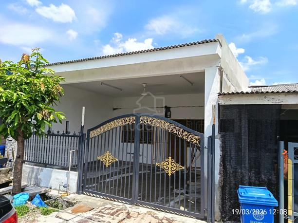Rumah Teres Untuk ‘Disewa’ Pekerja Kilang Di Taman Sri Muda, Shah Alam 1
