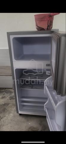 Peti Sejuk Mini 2 Pintu - photo 5 of 6