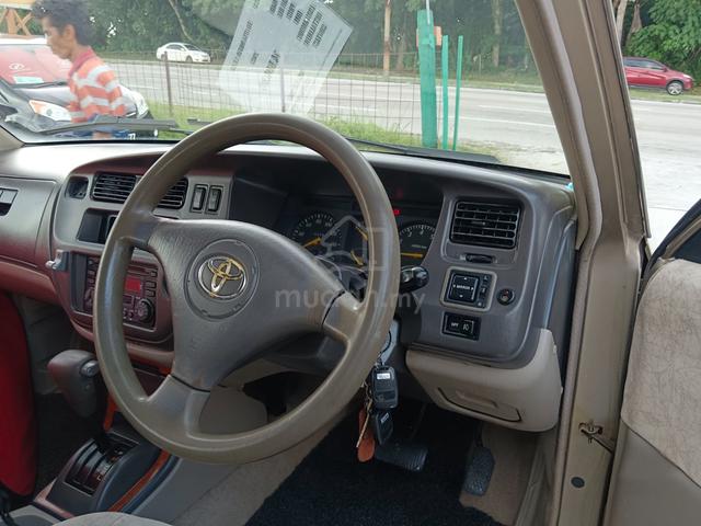 2003 Toyota UNSER 1.8 LGX (A) - 4