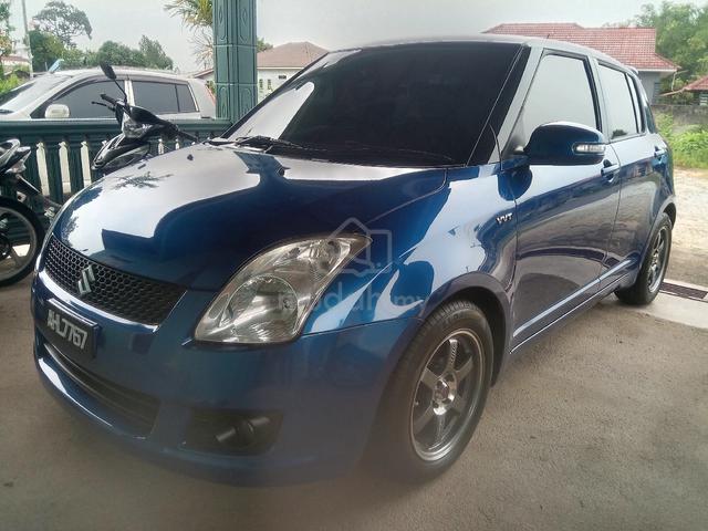 2011 Suzuki SWIFT 1.5 PREMIER (A) - 2