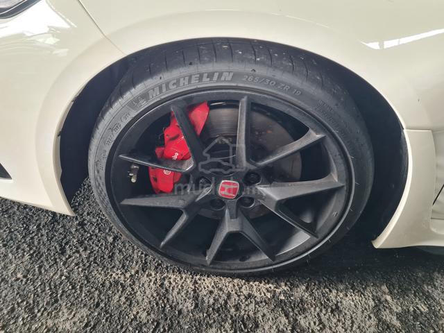 Honda Civic 2.0 Type R Hatchback Fl5 Japan Grade 5 - 5