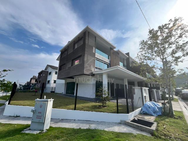 3 Storey Corner House, Brandnew For Sell, Taman Hijauan Selayang, 5r5b 1