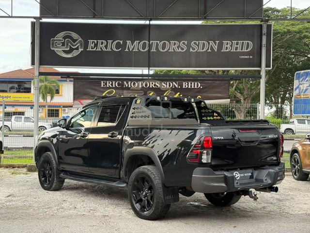 2020 Toyota HILUX 2.8 BLACK EDITION (A) - 5