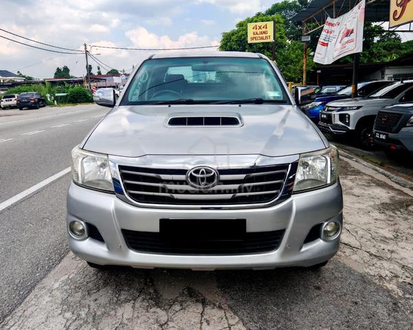 Toyota HILUX 2.5(A)VIGO G VNT FACELIFT 4X4 pickups - 3