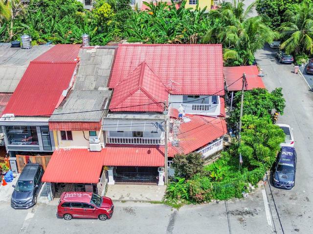 Spacious PJ Unit | 🏡 Double Storey House | 📍 Taman Indah Jaya 1