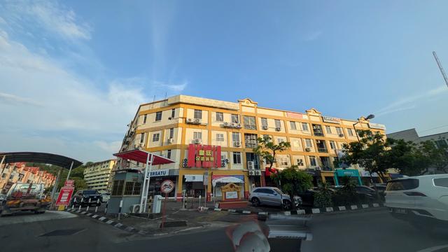 Rare! Damai Point Corner Ground Floor Shoplot 稀有！达迈餐饮店出租 1
