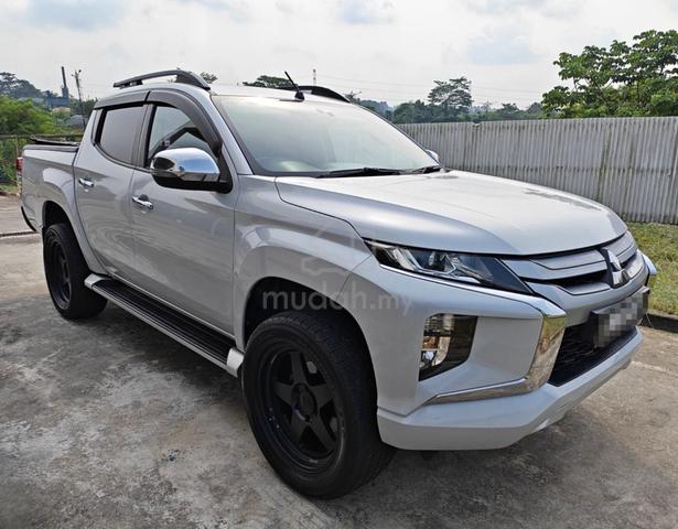 2021 Mitsubishi TRITON 2.4 VGT PREMIUM 4x4 6-speed - 1
