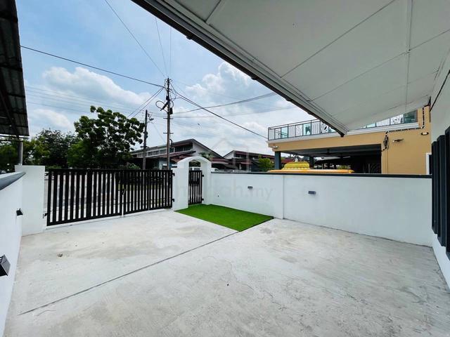Market 600k! Sell 439k only! ENDLOT Single Storey Terrace Klang HTAR 1