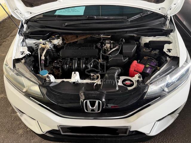 2015 Honda JAZZ 1.5 E (FREE WARANTY, TINTED) - 4