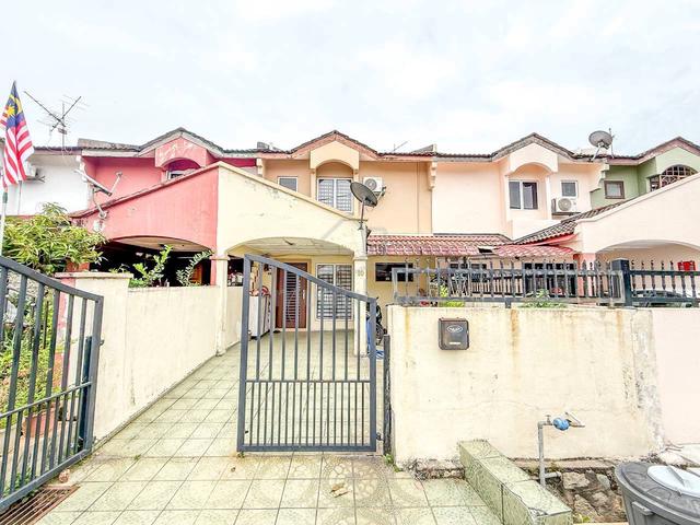 RENOVATED! Double Storey Terrace Taman Sri Indah, Cheras-Balakong 1
