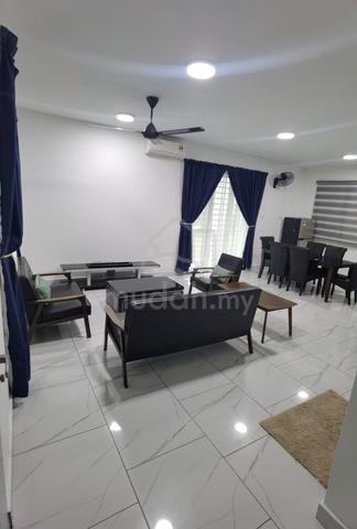 Penampang Park residence corner double storey house for rent 1