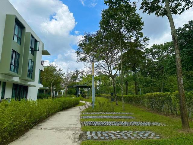 Property Town Villa For Sale- Shah Alam 1