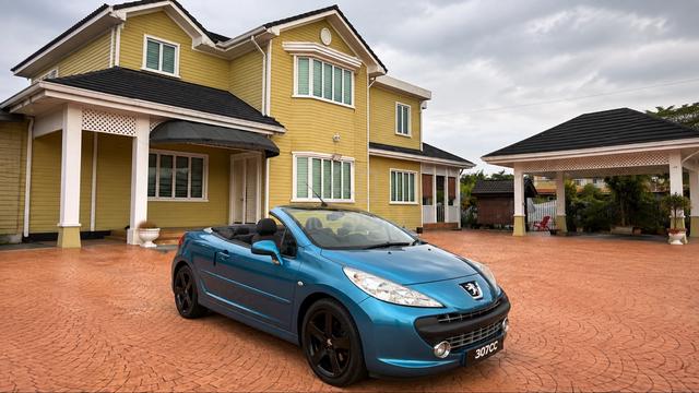 Peugeot 207CC-Convertible 1.6 CC (A) - 2