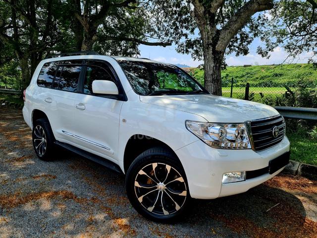 Toyota Landcruiser 4.5 V8 Diesel 6Speed UK Spec - 1