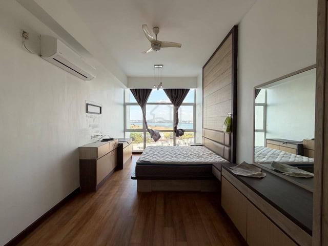 Paragon Residences @ Straits View 1