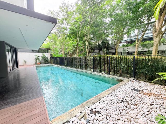 BUNGALOW FREEHOLD 20 TReeS TAMAN MELAWATi HuGe PriVaTe PooL Greenery 1