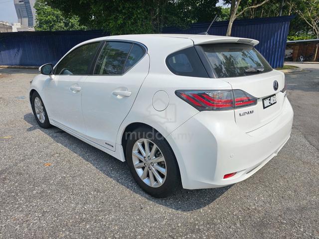 2011 Lexus CT200 1.8 H (HYBRID) (A) - 4