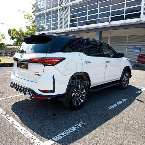 2023 Toyota FORTUNER 2.8 VRZ MY21 (A) - 4