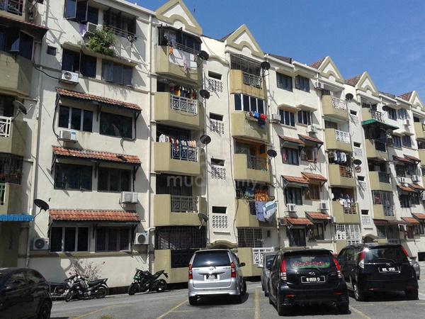 Makmur Apartment 1