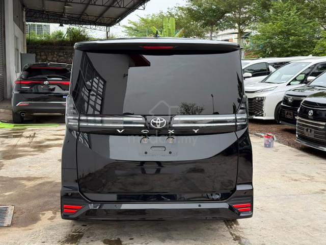 2022 Toyota VOXY 2.0 S-Z 2PD 7SEATER 42K KM - 4