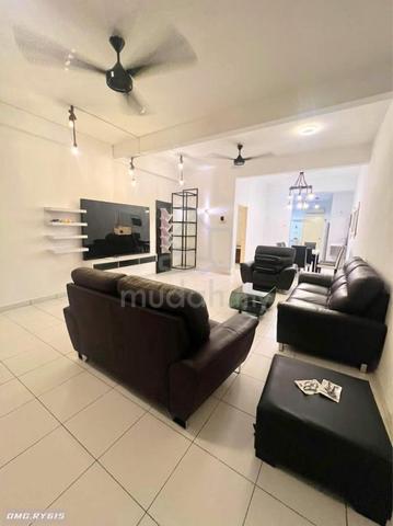 MOVE IN CONDITION!! 2 Storey House Akasia Bandar Botanic Klang 1