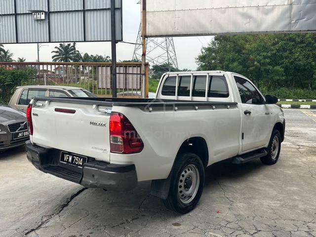 2021 Toyota HILUX 2.4 MT MY17 AN120 FACELIFT II - 3