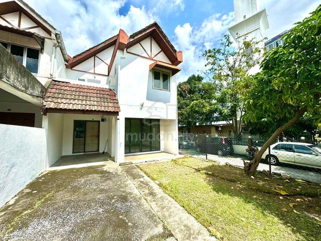 Beside Masjid & Spacious ‼️ 2-storey terrace 22x75 Kelana Jaya SS7 1