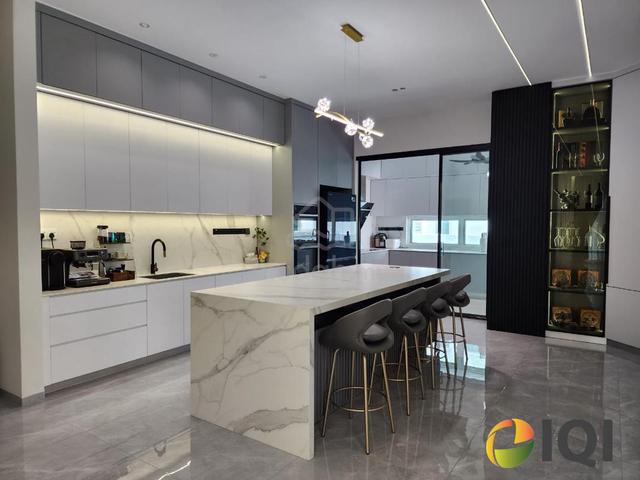 Hillpark Residence Alma 3-storey Zero lot Bungalow ✨ Fully Renovated 1
