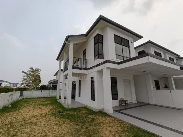 Corner 2 Sty Graham Eco Grandeur Norton Avenham Regent Puncak Alam 1