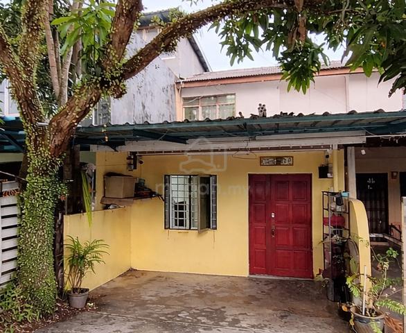 2 Sty Terrace House Tmn Desa Molek Pontian, Near Pontian Kechil 1