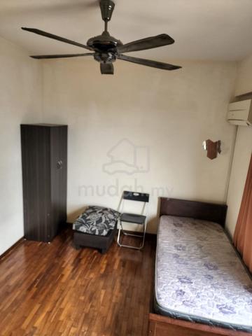 ROOM FOR RENT - Female Only 1