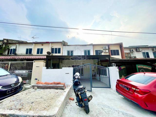 NEWLY REFURBISHED ‼️ Double Storey Terrace Taman Murni, Batu 9 Cheras 1