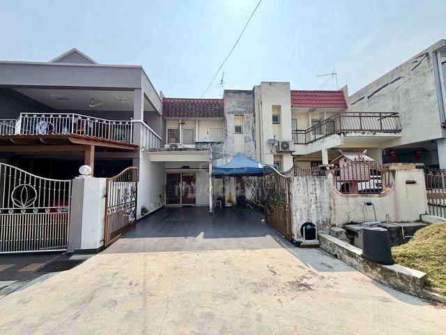 BELOW MARKET | TERMURAH - 2 Storey Terrace Taman Bukit Teratai, Ampang 1
