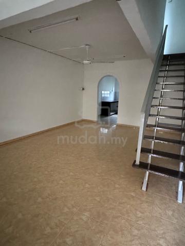 Jalan Bunga Raya @ Sri Lalang Double Storey Low Cost (100% full loan) 3