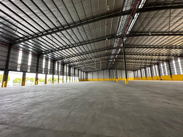 Bonded Warehouse Bu 80Ksf c/w 10 loading bays PKFZ Pulau Indah Klang 1