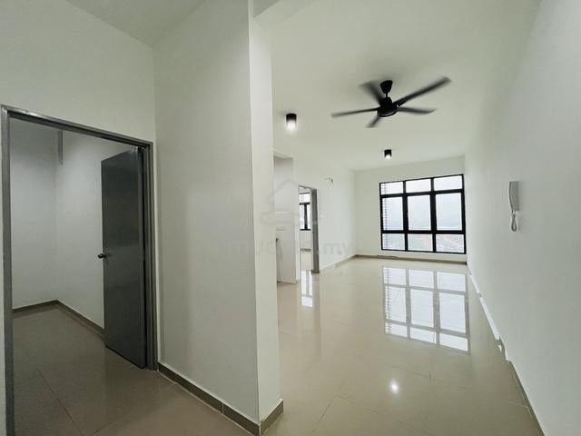 The Louvre @ Country Heights 1