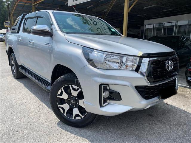 Toyota HILUX 2.4 L-EDITION FACELIFT SERVICE TOYOTA - 1