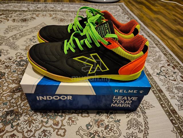 kasut futsal kelme Sports Outdoors for sale in Kuala Nerus Terengganu