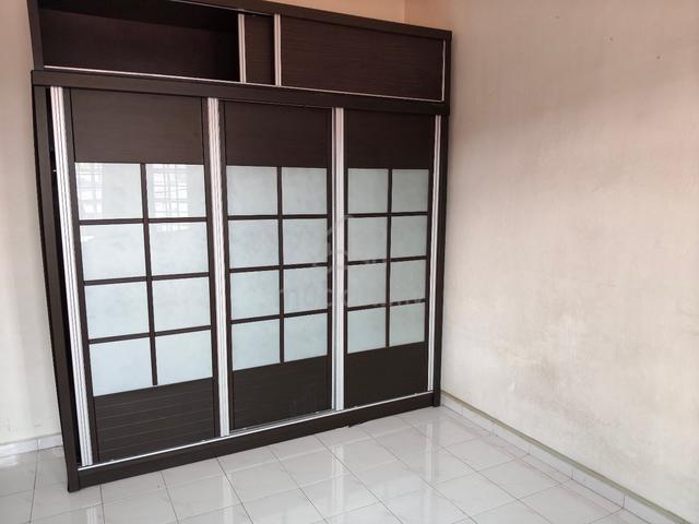 2 Storey House, Auto Gate, Air Con, Water Heater~near McD Bt Berendam 1