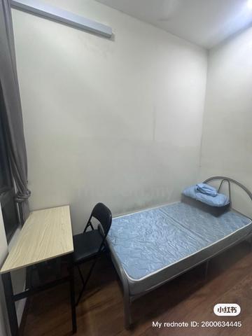 Single room at Petalz Residence @ old klang road 1