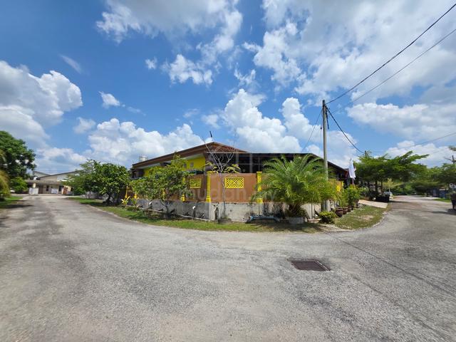 Cornerlot Banglo Setingkat Taman Bukit Tingkat Jaya near to Jalan Paya 3