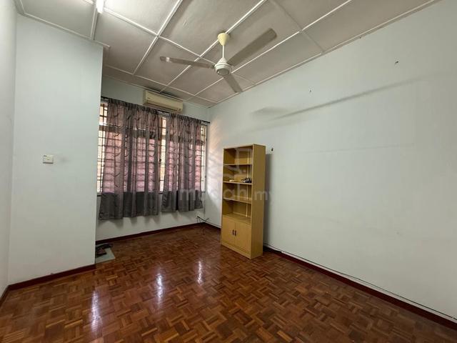 For rent Jalan Undan@Perling (Double Storey Terrace) 4